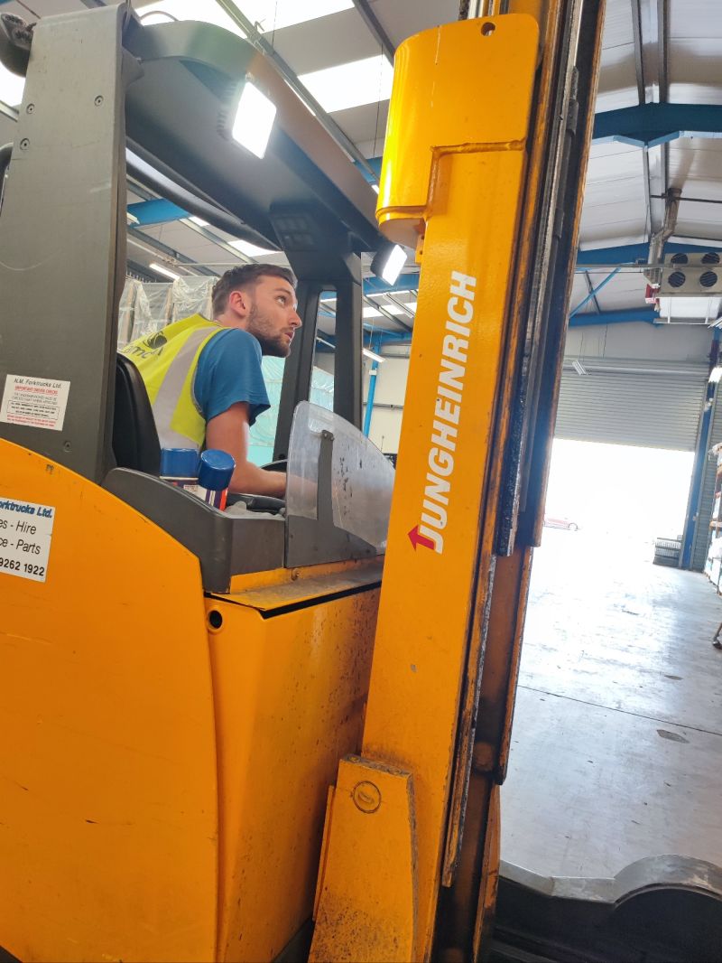 Ni Forklift Training - Reach Truck, Scissor Lift And Forklift near me
