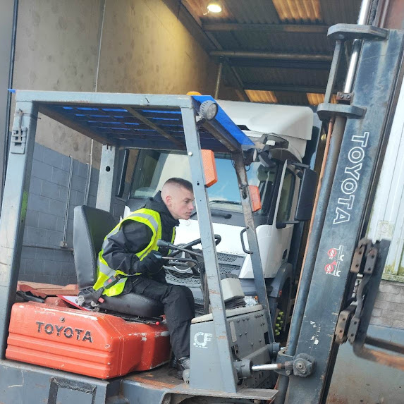 THE BENEFITS OF INHOUSE FORKLIFT DRIVER TRAINING safety 1st forklift